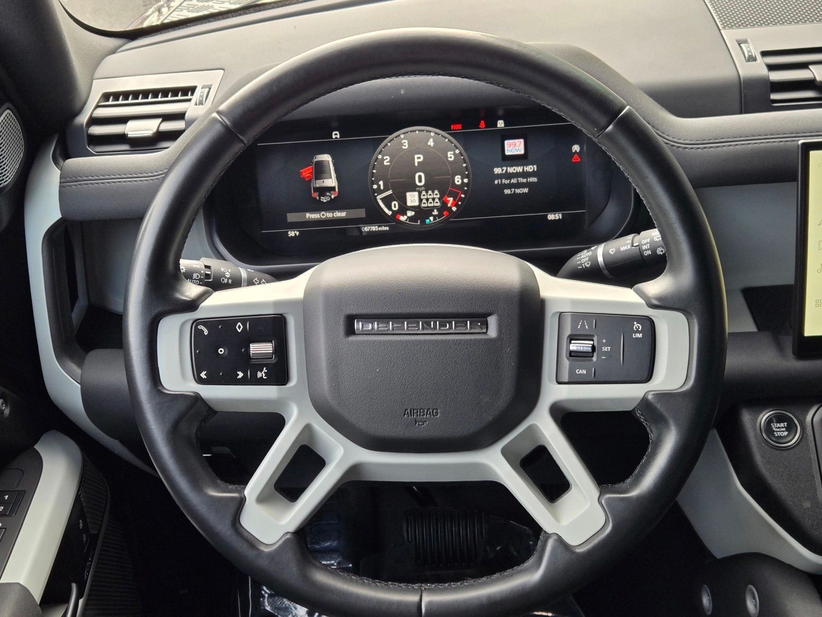 2023 Land Rover Defender 130 SE — foto completa 14 de 45