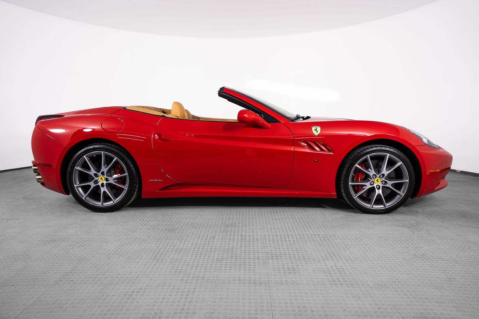 2012 Ferrari California — foto completa 5 de 38