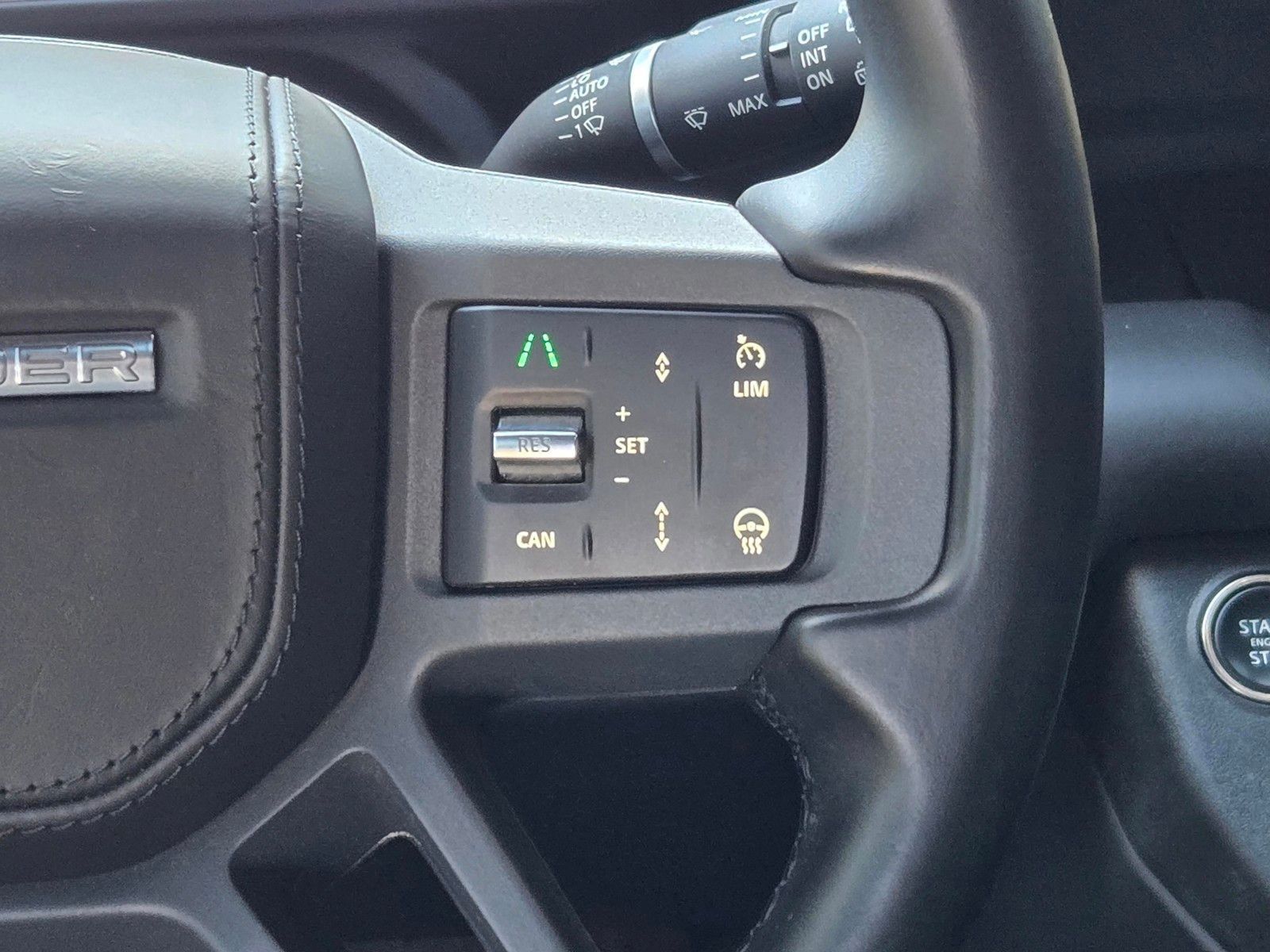 2024 Land Rover Defender 130 X — full photo 16 of 45