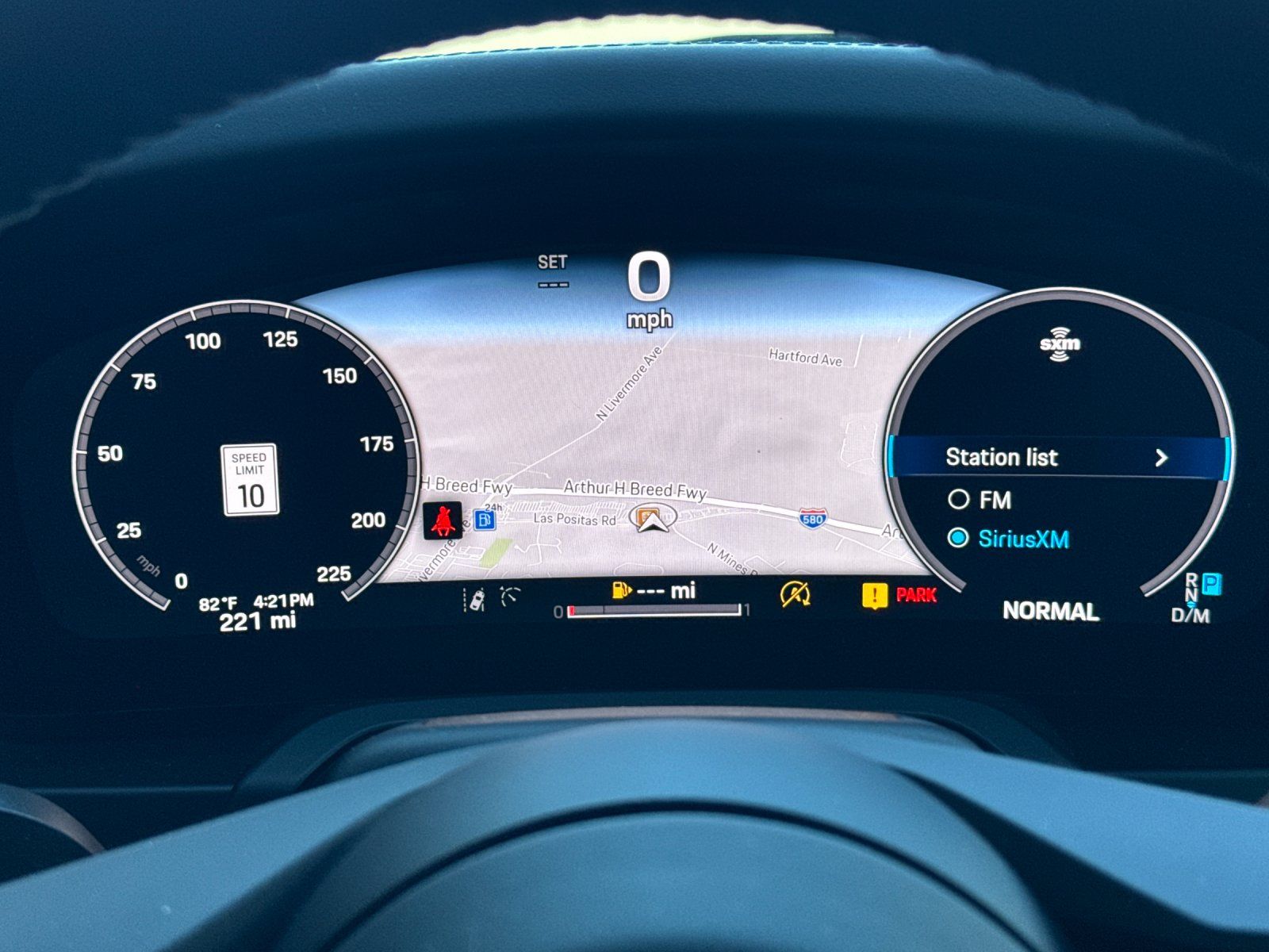2025 Porsche 911 Carrera S — full photo 22 of 28