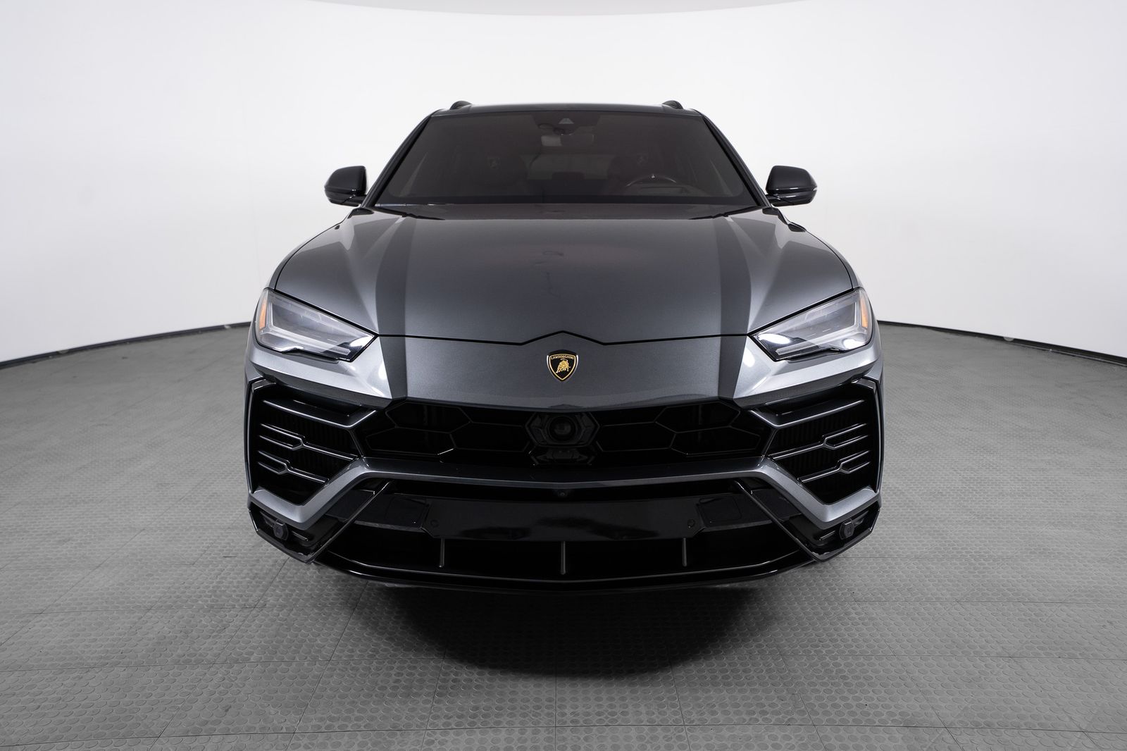 2020 Lamborghini Urus Base — full photo 9 of 53