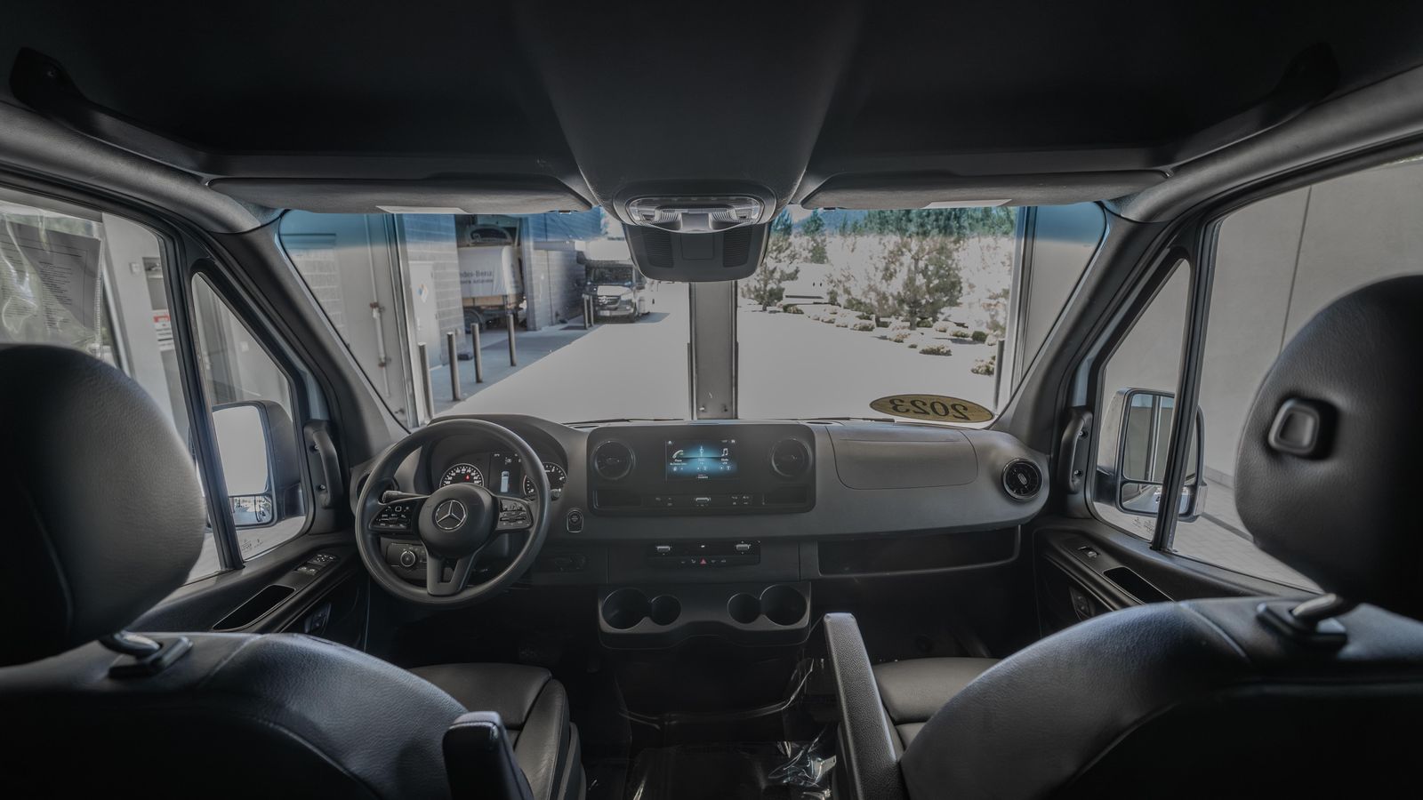 2023 Mercedes-Benz Sprinter 2500 Cargo 144 WB — full photo 28 of 34