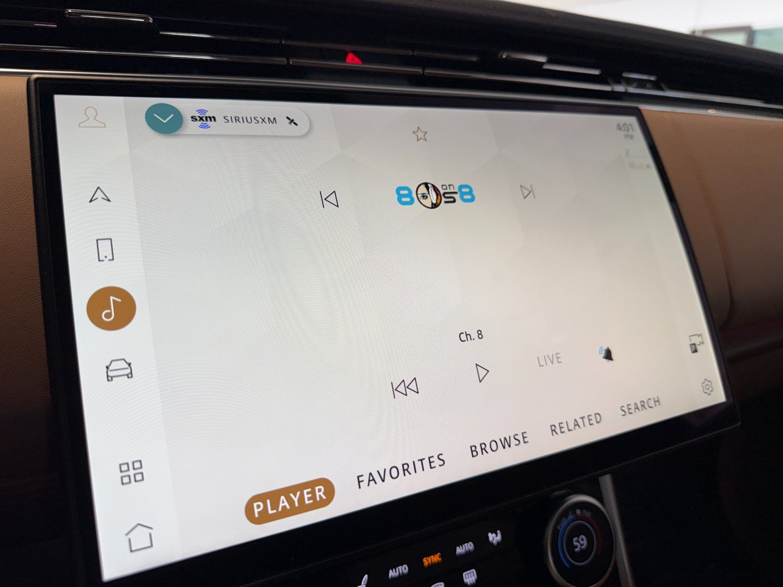 2023 Land Rover Range Rover SE — full photo 17 of 29