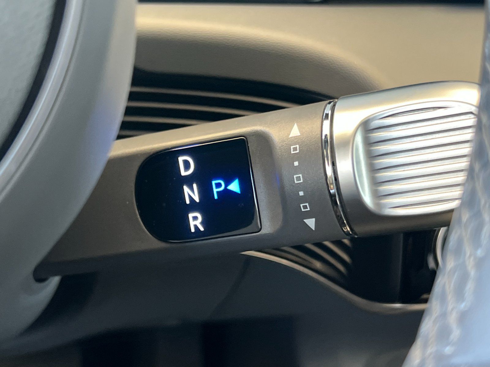 2024 Hyundai IONIQ 5 SEL — foto completa 22 de 29