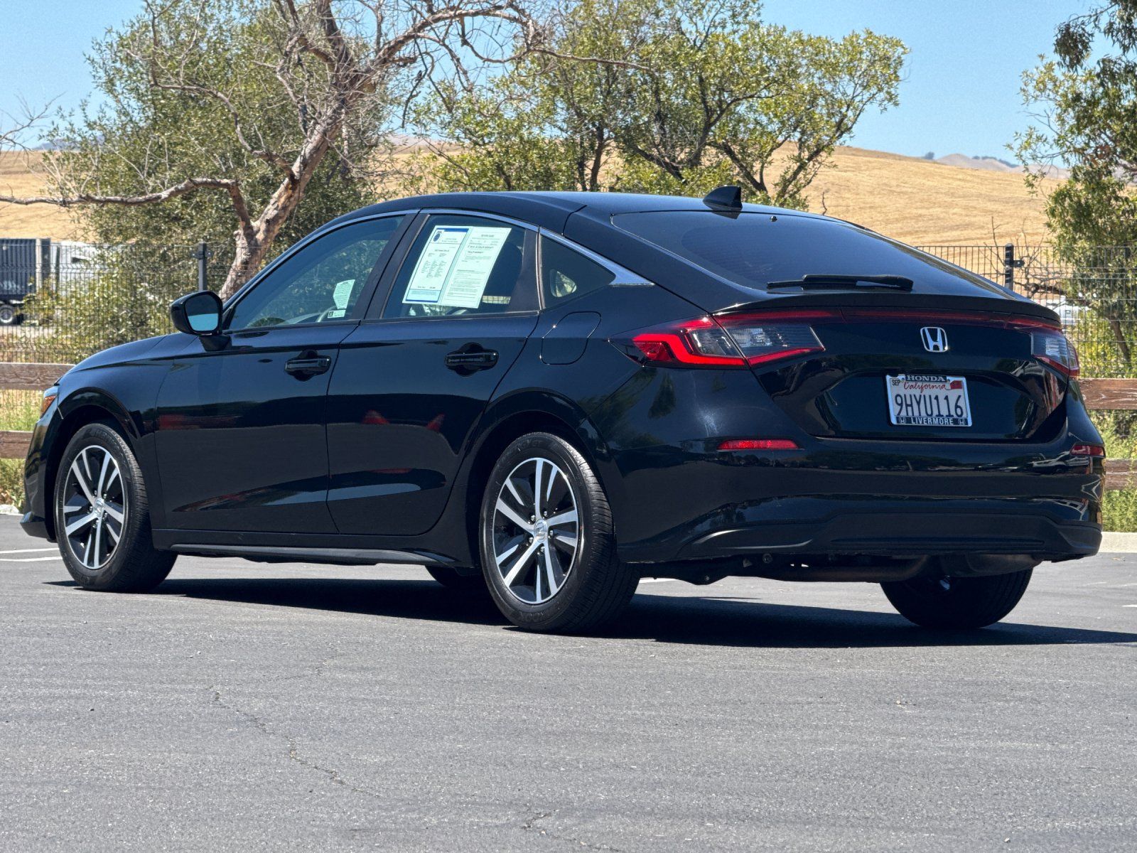 2023 Honda Civic LX — foto completa 4 de 27