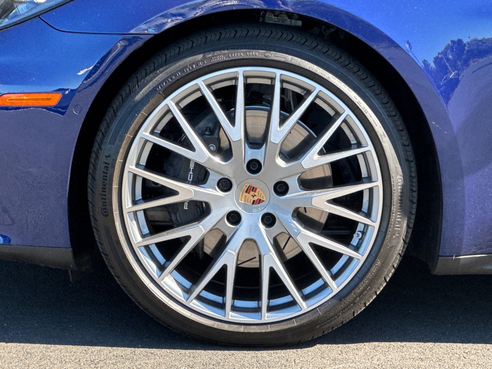 2025 Porsche Panamera 4 — foto completa 27 de 29