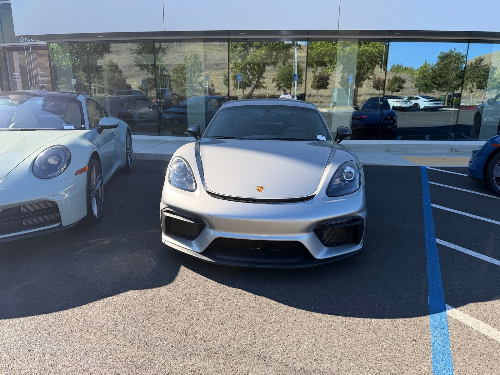 2021 Porsche 718 Cayman GT4 — full photo 1 of 5