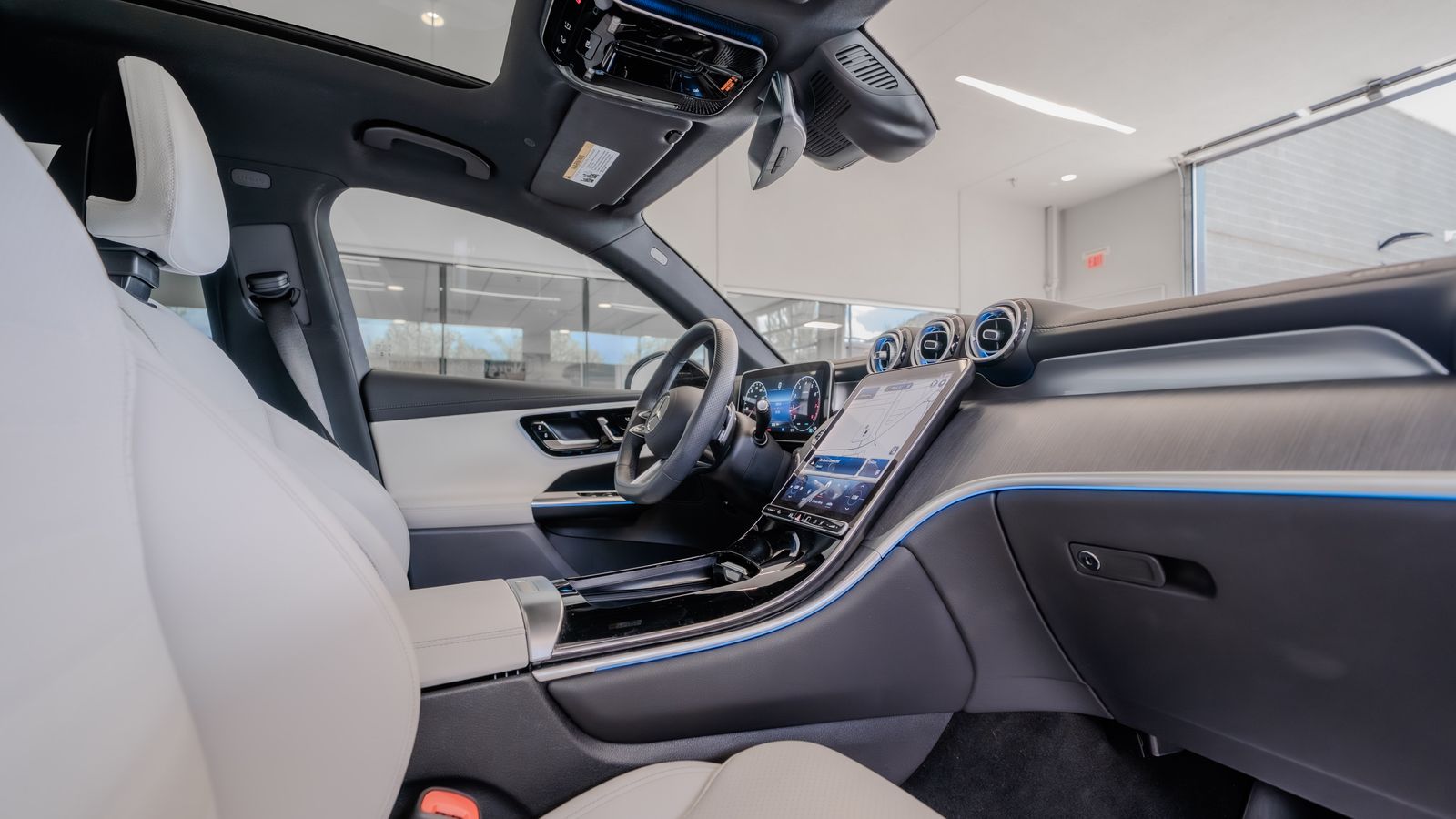 2024 Mercedes-Benz GLC GLC 300 Coupe — foto completa 17 de 35