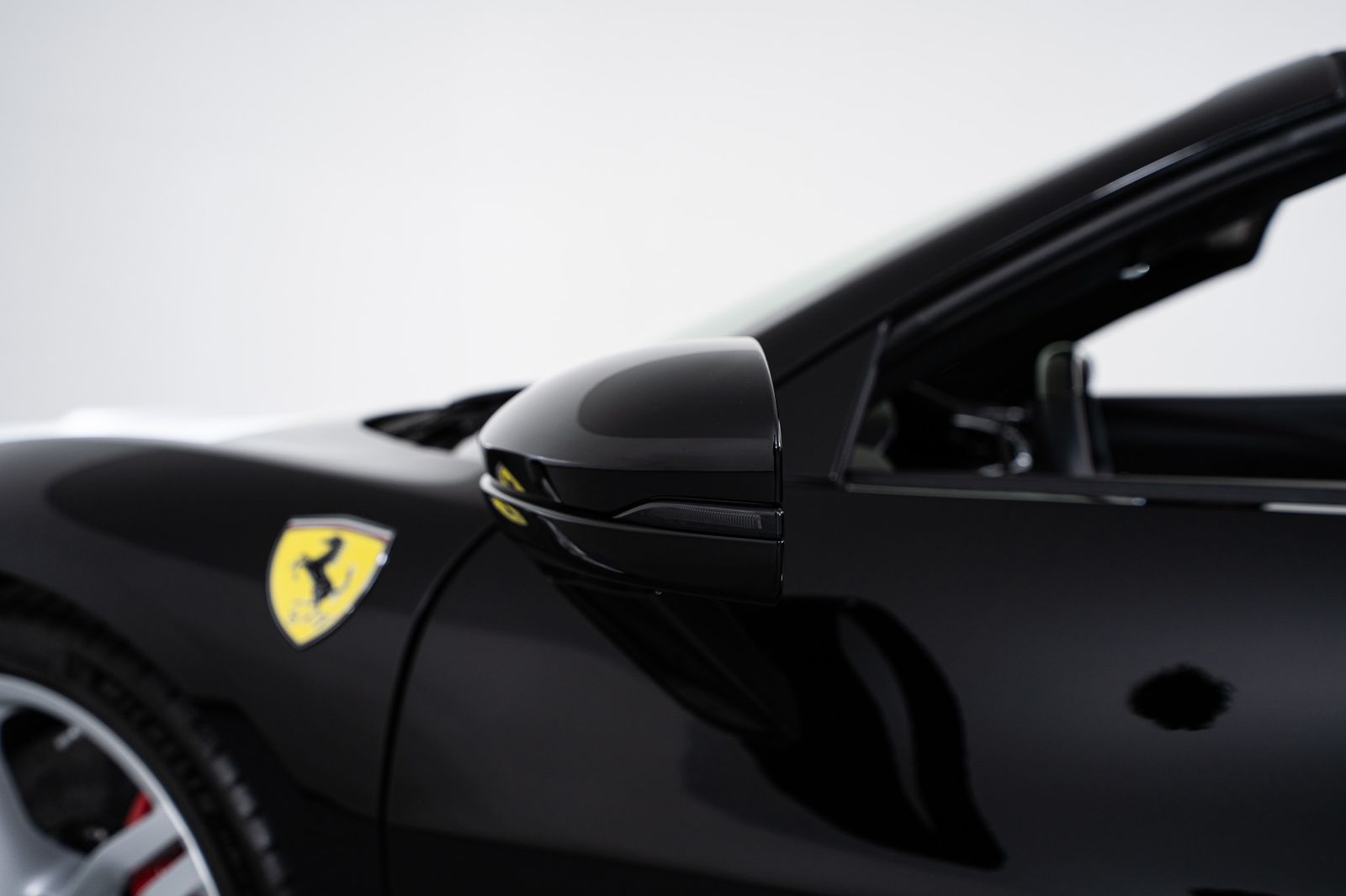 2024 Ferrari 296 GTS — full photo 10 of 45