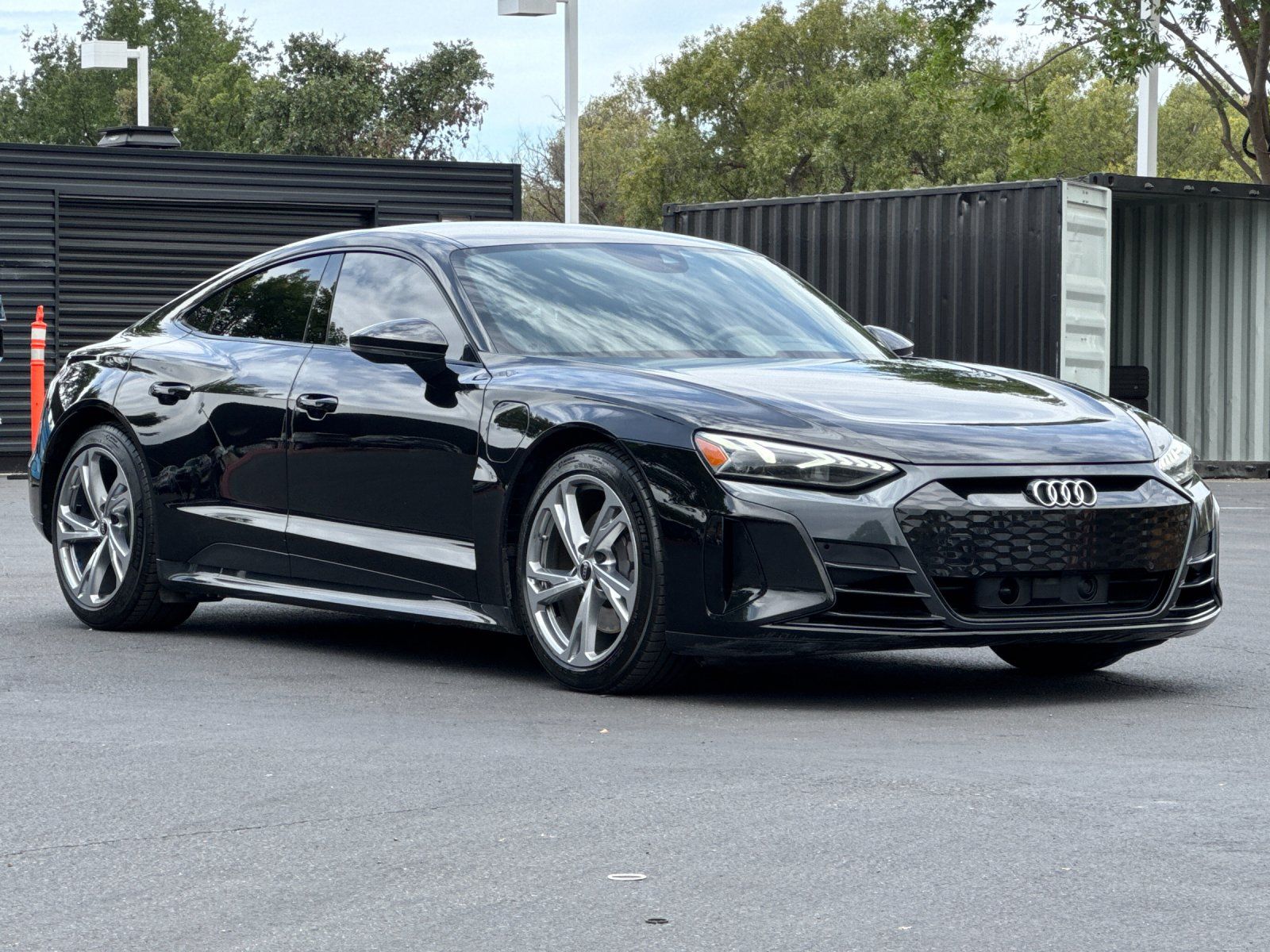 2023 Audi e-tron GT Premium Plus — full photo 7 of 27