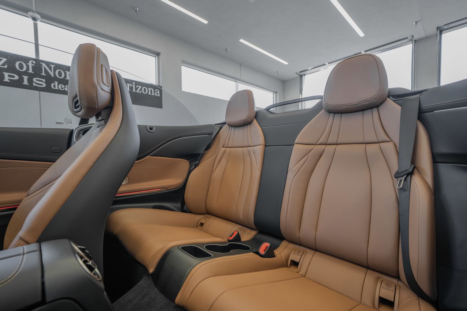 2026 Mercedes-Benz CLE CLE 300 — foto completa 29 de 39