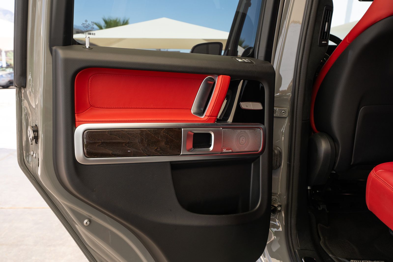 2023 Mercedes-Benz G-Class G 63 AMG® — foto completa 29 de 45