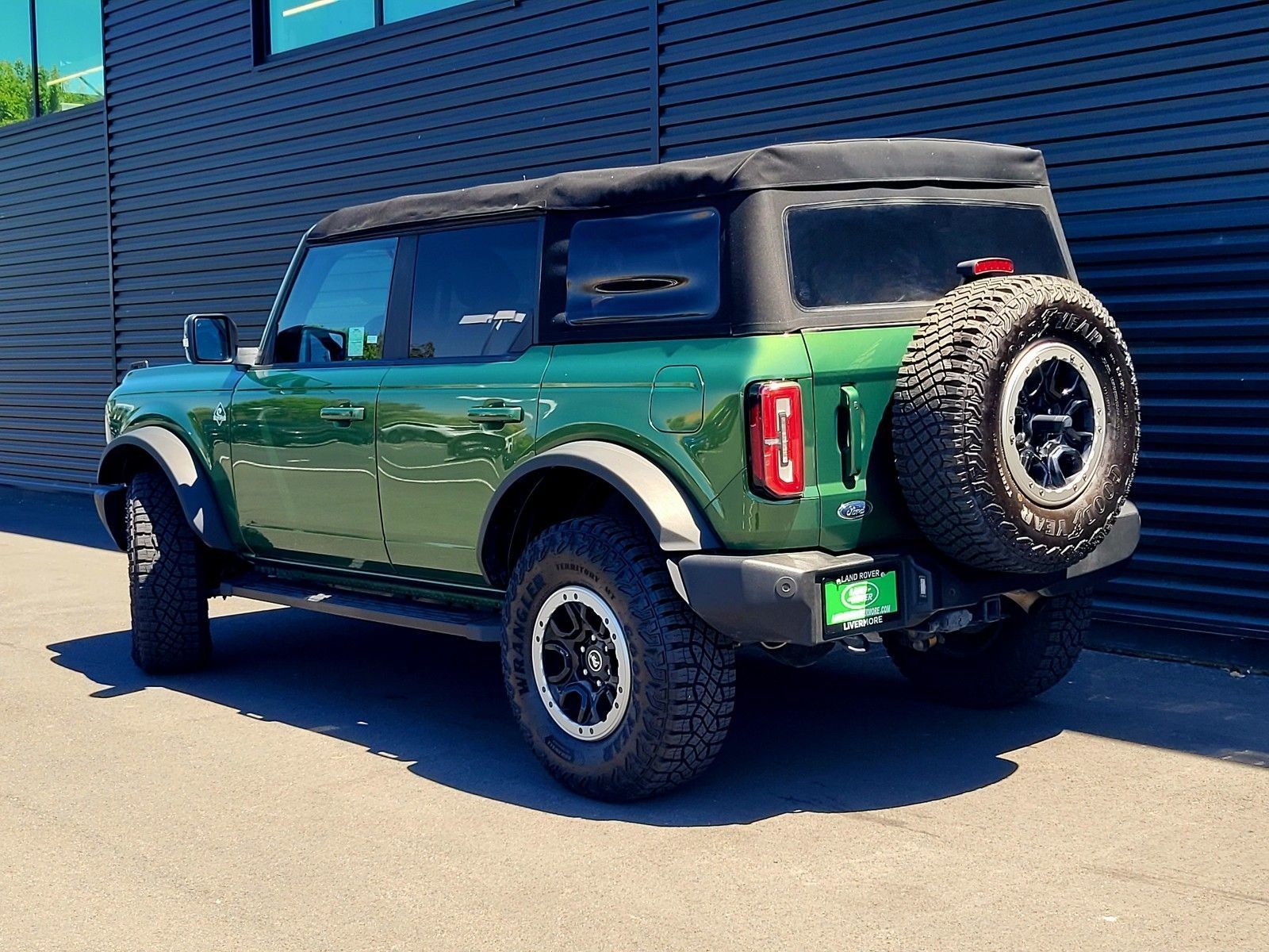 2022 Ford Bronco Outer Banks — full photo 3 of 45