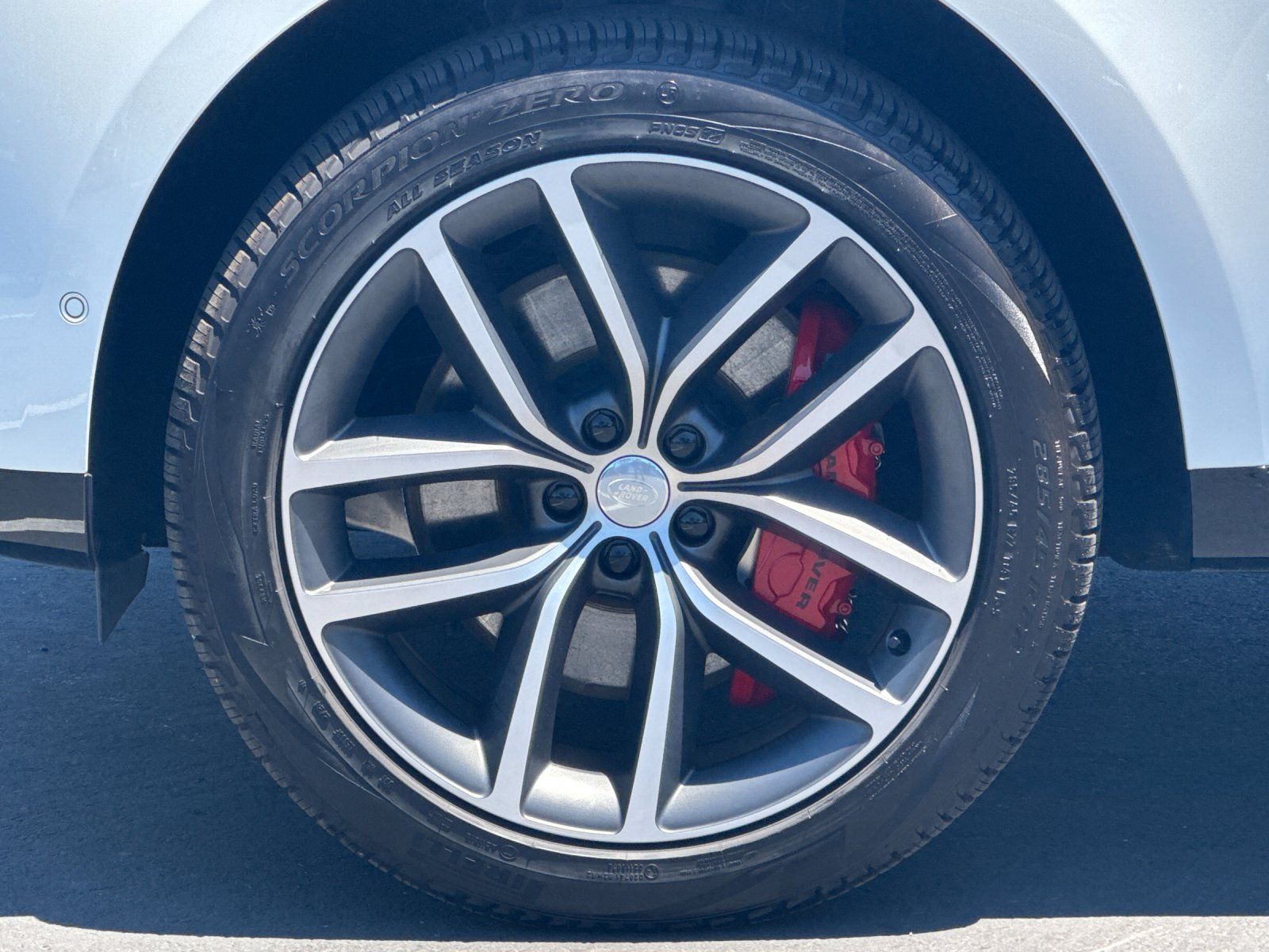 2025 Land Rover Range Rover SE — foto completa 25 de 29