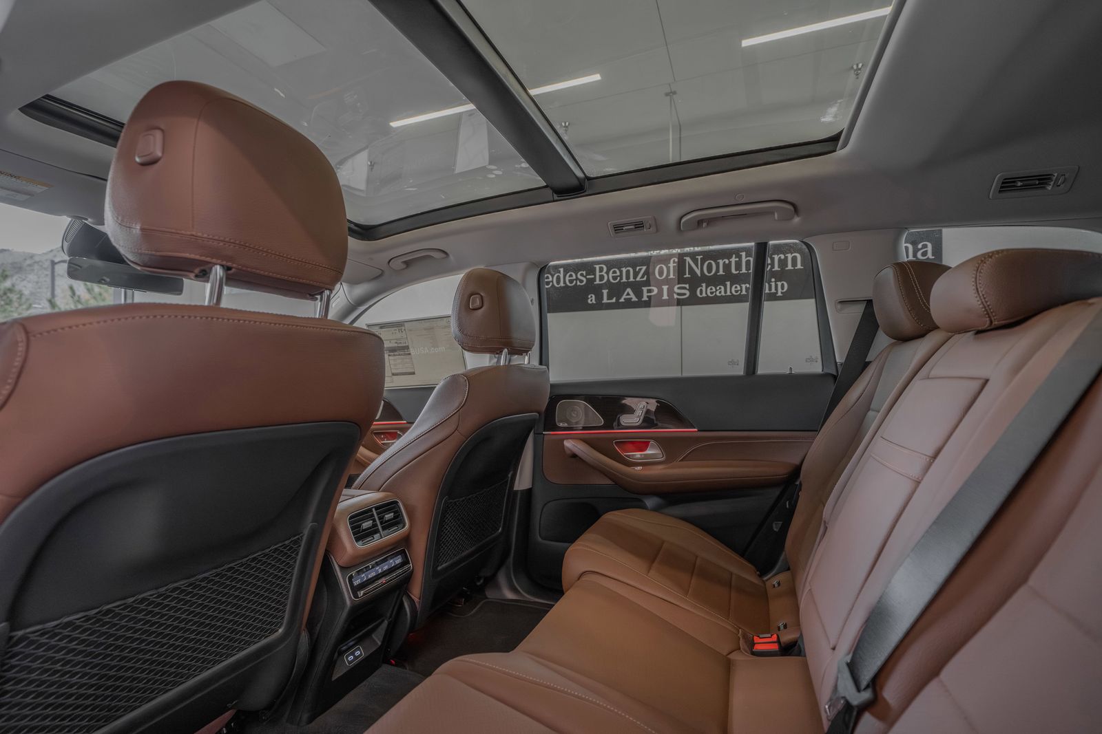 2026 Mercedes-Benz GLS GLS 450 — full photo 26 of 35