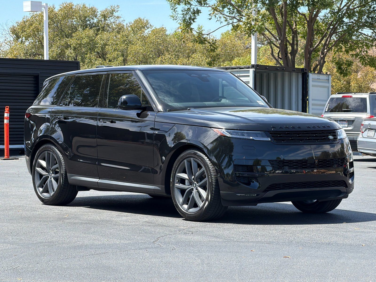 2024 Land Rover Range Rover Sport SE — full photo 8 of 29