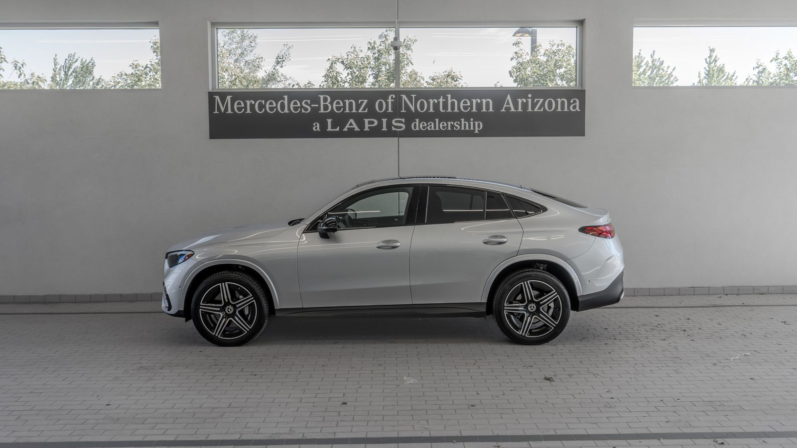 2024 Mercedes-Benz GLC GLC 300 Coupe — full photo 2 of 35