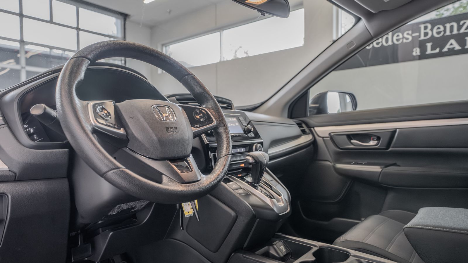 2019 Honda CR-V LX — foto completa 7 de 33