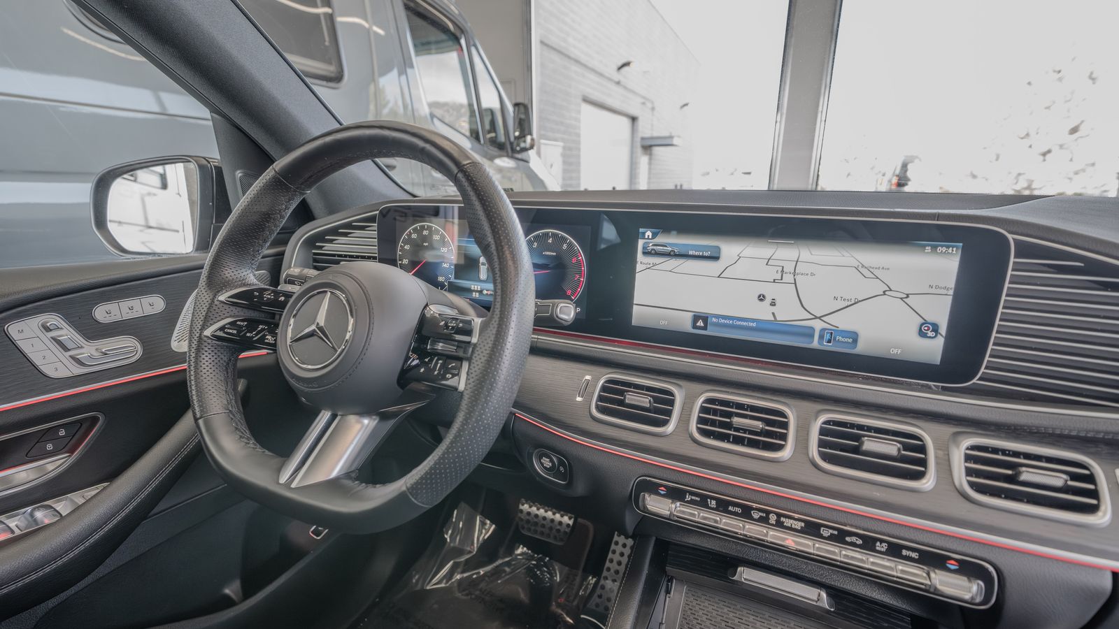 2025 Mercedes-Benz GLS GLS 450 — full photo 19 of 35