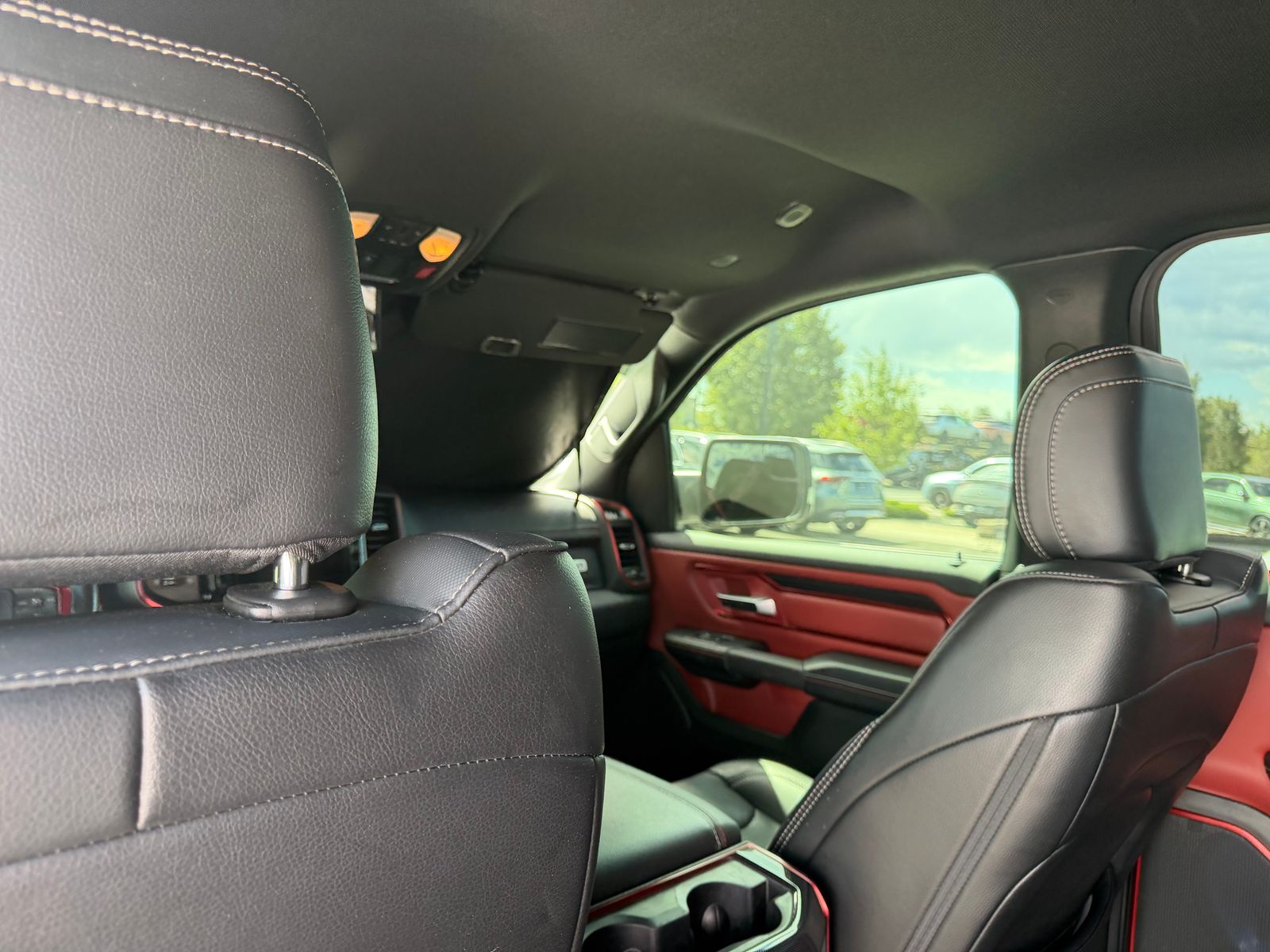 2020 Ram 1500 Rebel — foto completa 5 de 10