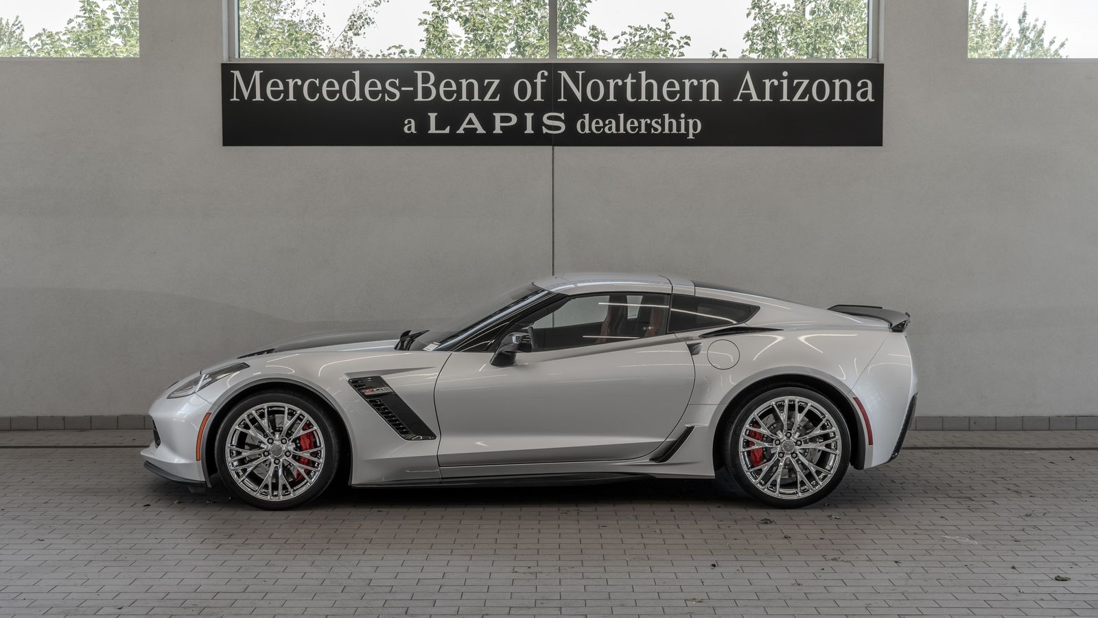 2017 Chevrolet Corvette Z06 — full photo 2 of 30