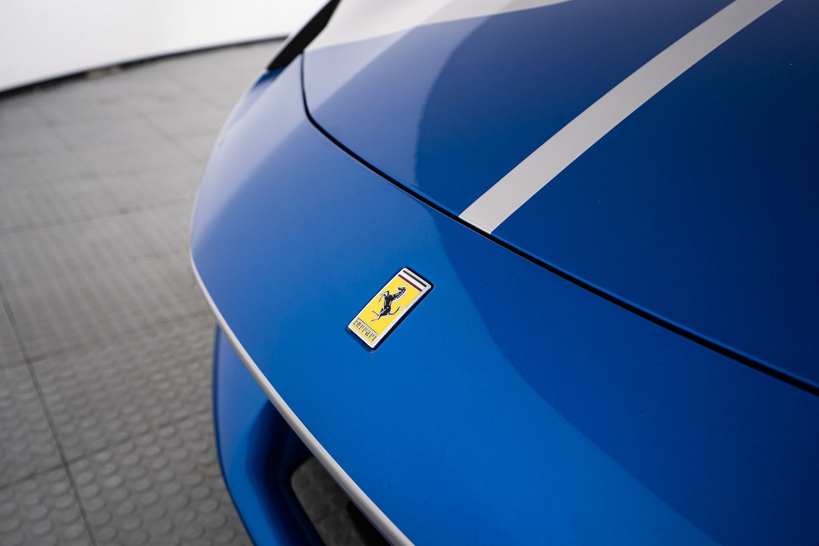 2023 Ferrari 296 GTS — full photo 11 of 51