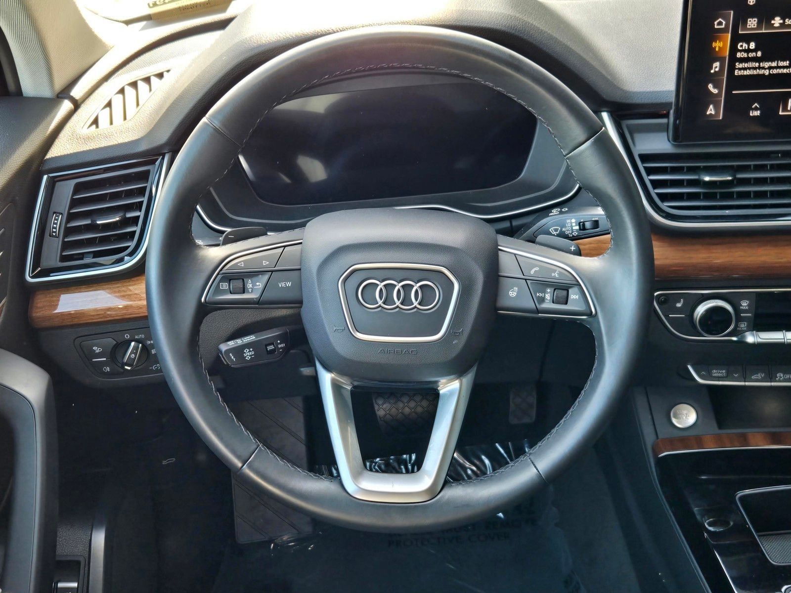 2024 Audi Q5 e 55 Premium — full photo 14 of 45