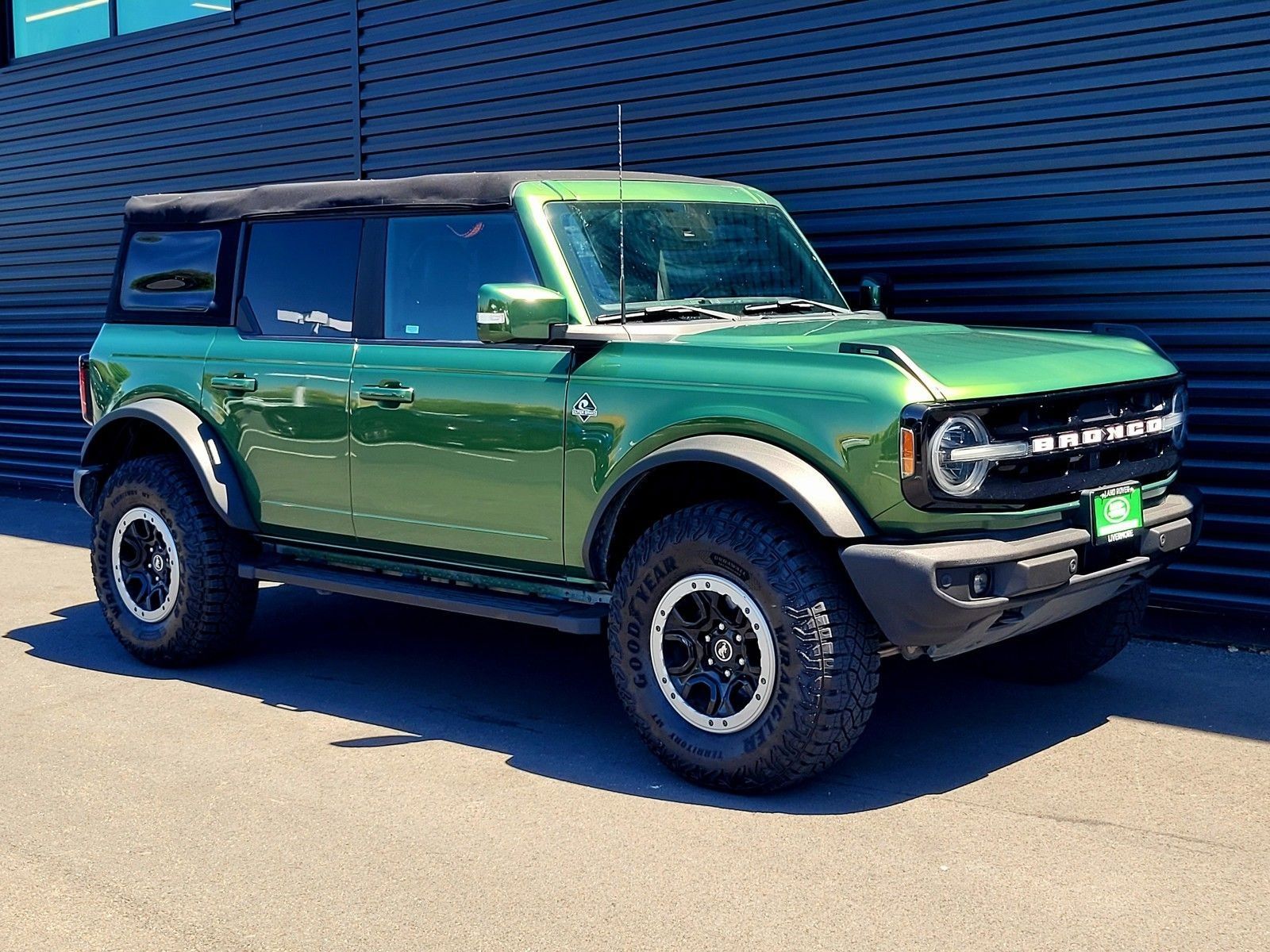 2022 Ford Bronco Outer Banks — foto completa 9 de 45