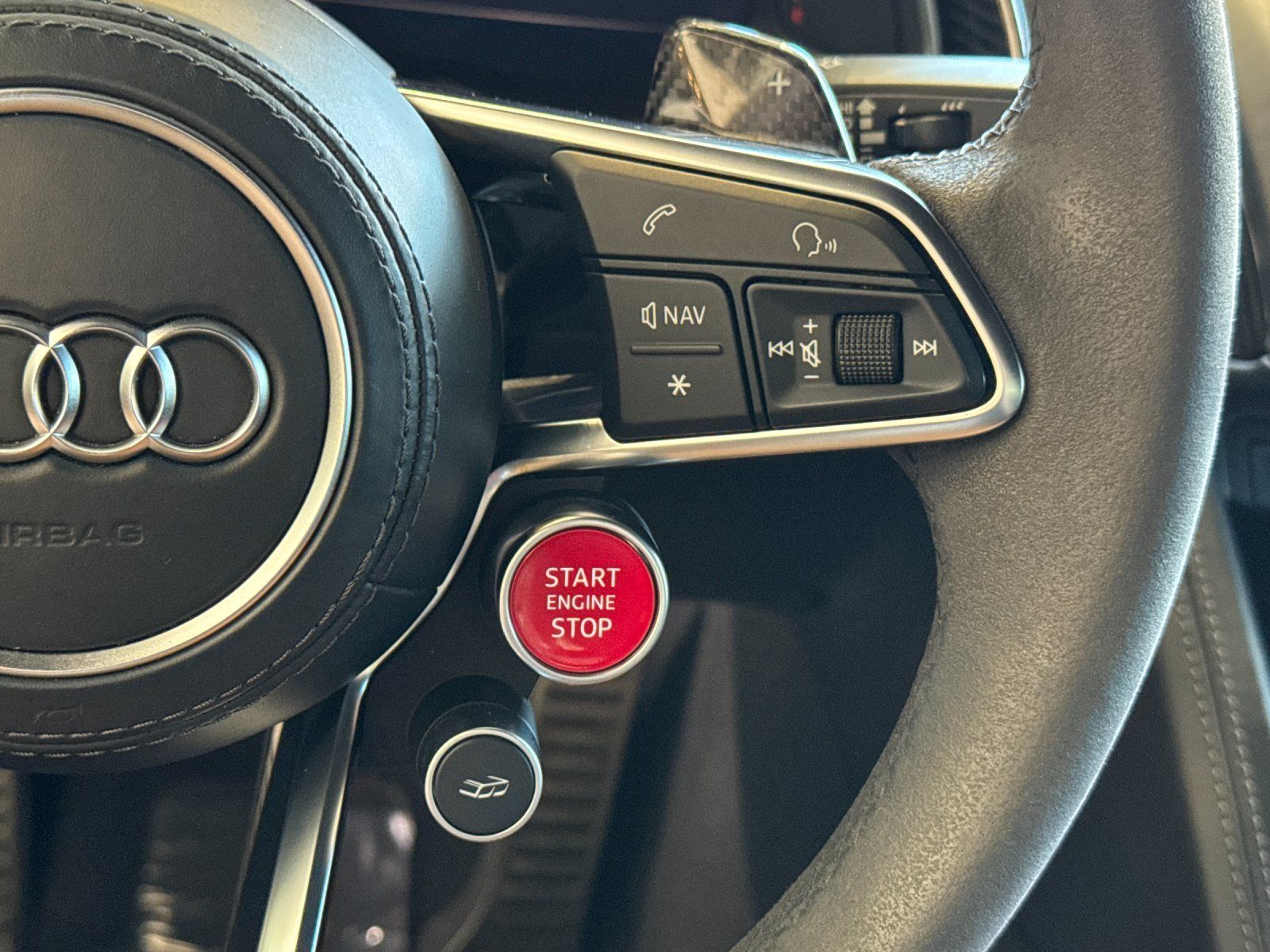 2018 Audi R8 5.2 Plus — foto completa 23 de 28