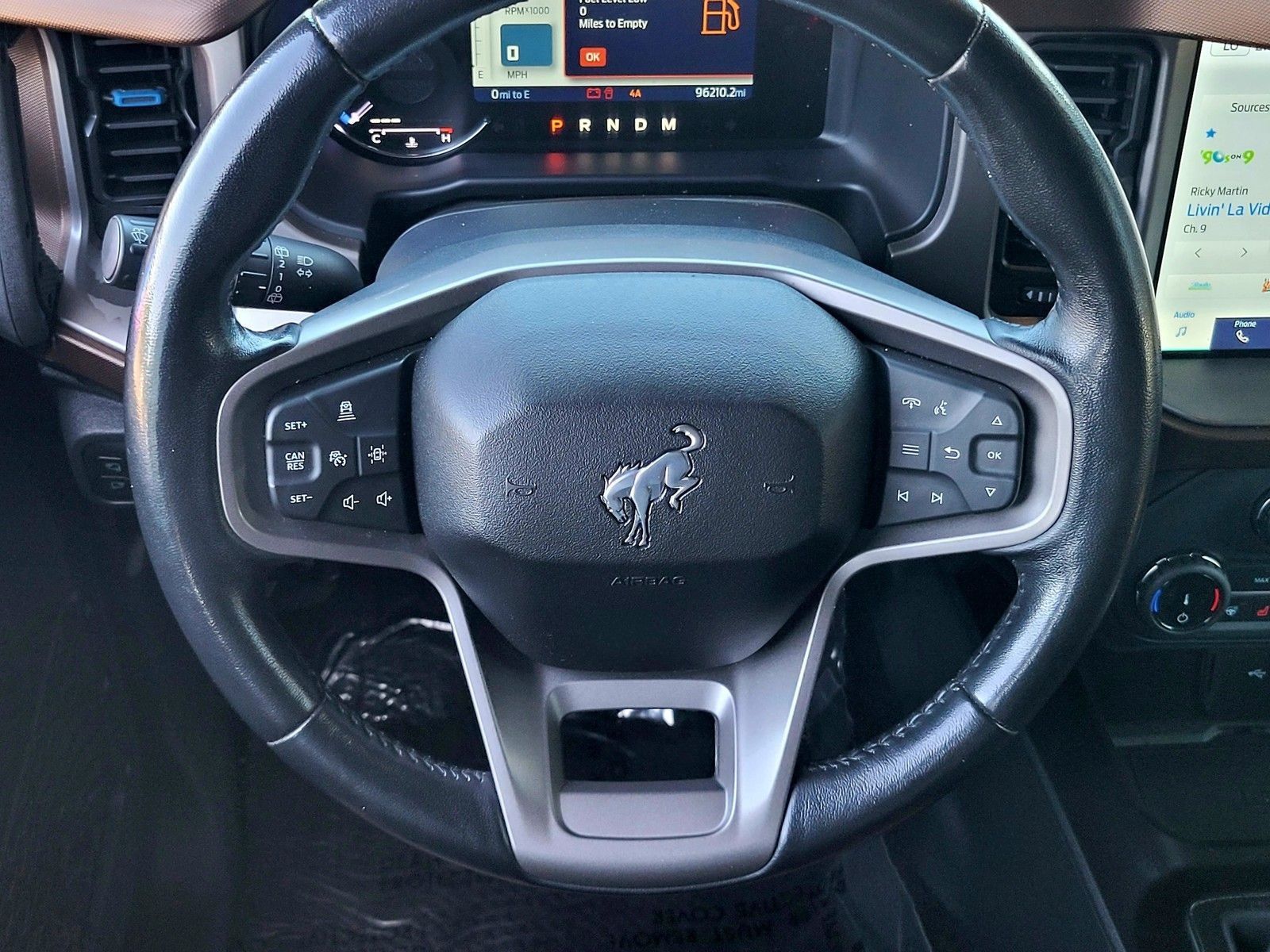 2022 Ford Bronco Outer Banks — foto completa 14 de 45