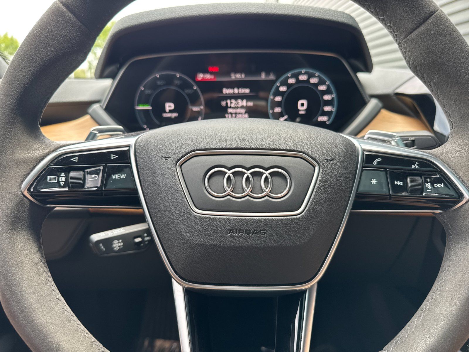 2023 Audi e-tron GT Premium Plus — full photo 22 of 27