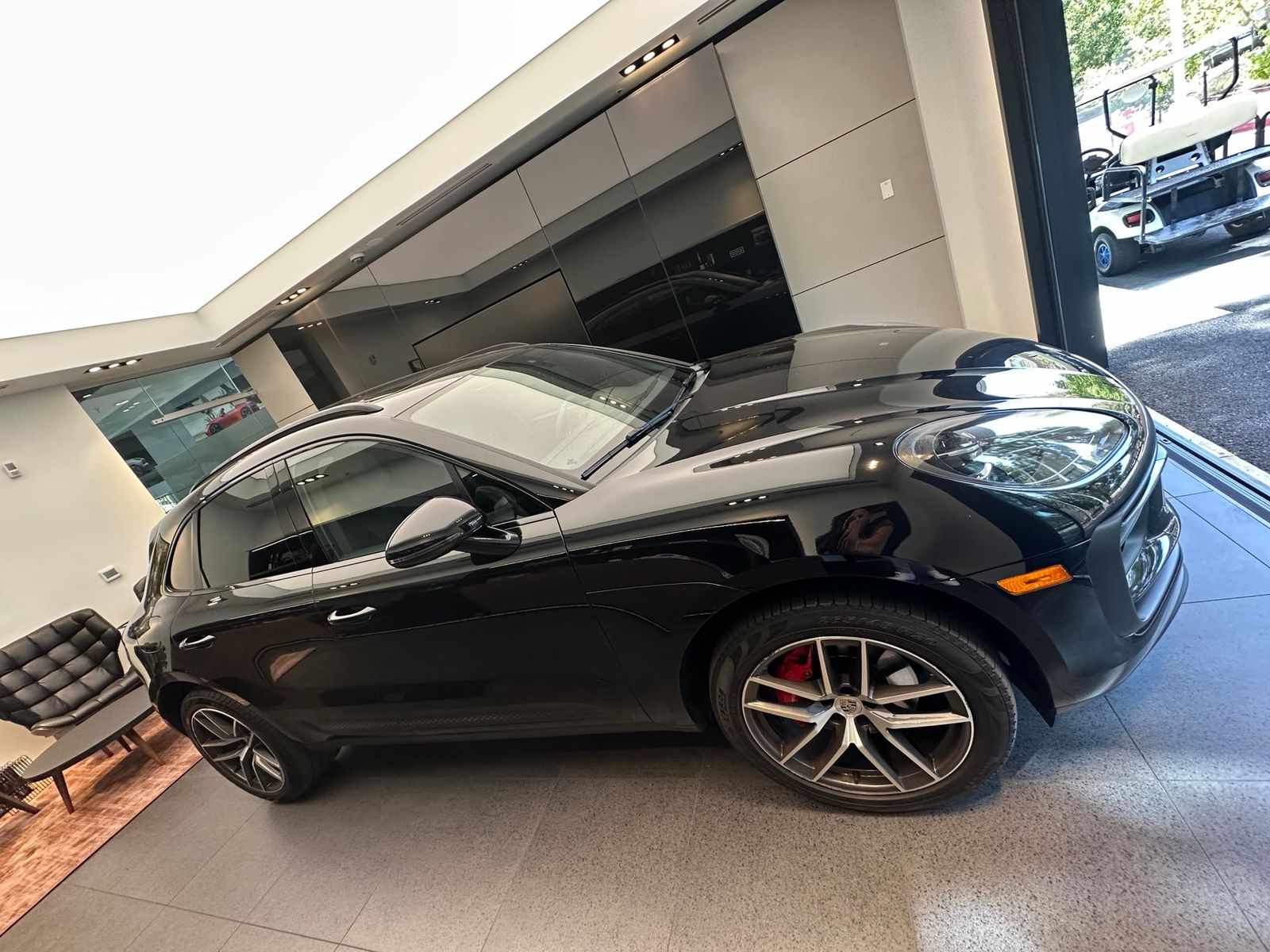 2023 Porsche Macan S — foto completa 8 de 13
