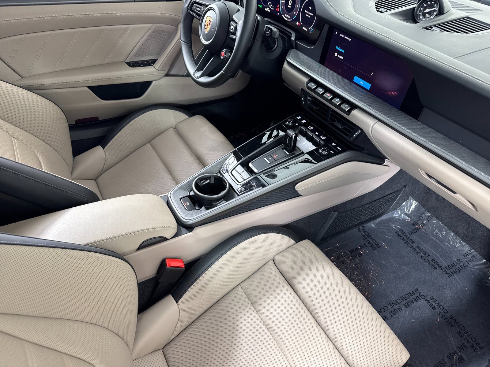 2025 Porsche 911 Carrera S — full photo 16 of 29