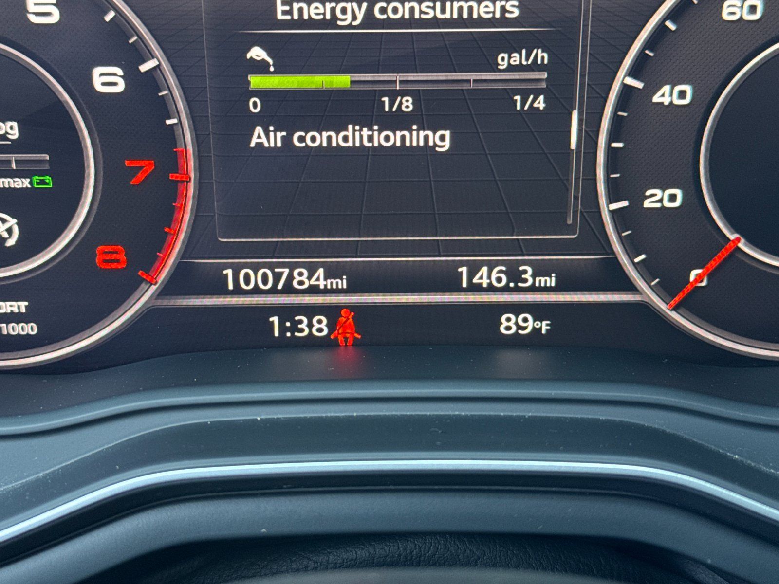 2018 Audi A4 2.0T Premium Plus — full photo 25 of 28
