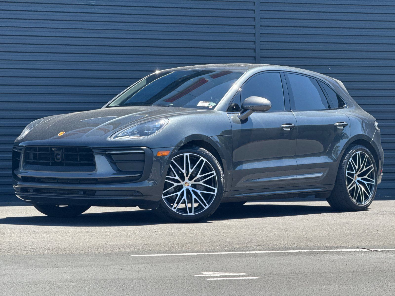 2023 Porsche Macan T — foto completa 1 de 28