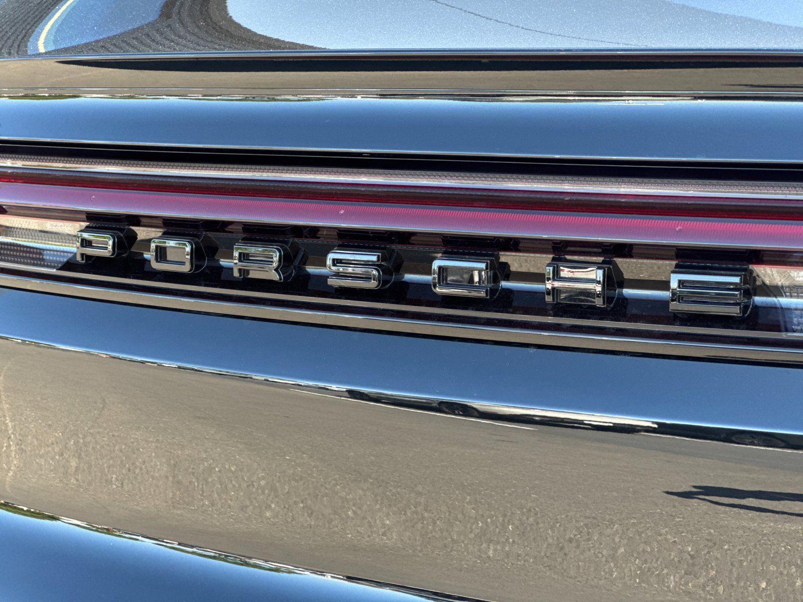 2026 Porsche Cayenne Coupe Base — full photo 28 of 30