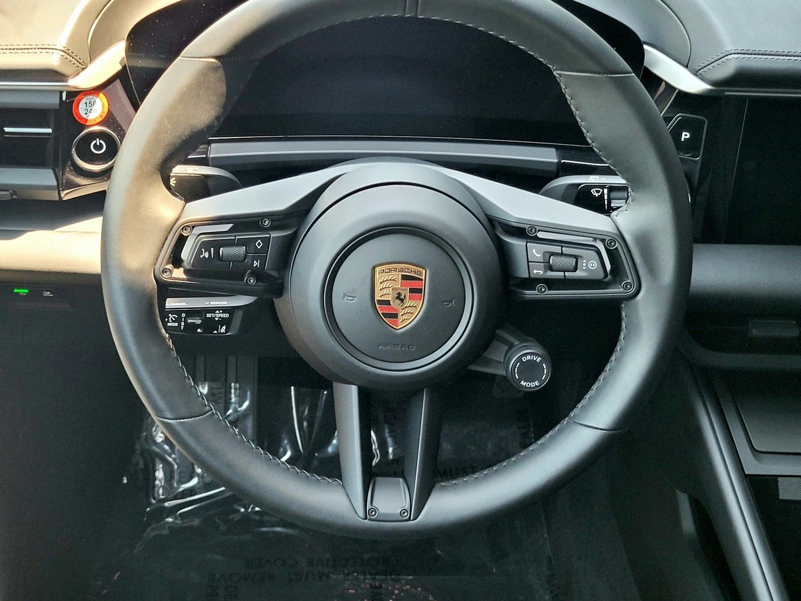 2025 Porsche Macan Electric Base — foto completa 15 de 28