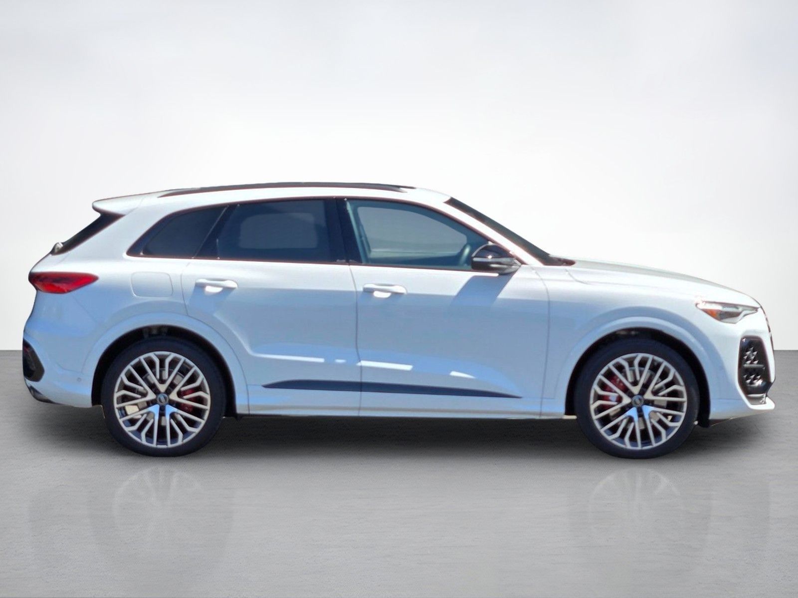 2025 Audi SQ5 3.0T Premium Plus — full photo 7 of 45