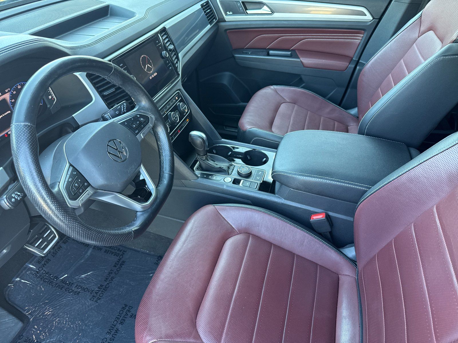 2021 Volkswagen Atlas Cross Sport 3.6L V6 SEL Premium R-Line — full photo 4 of 28