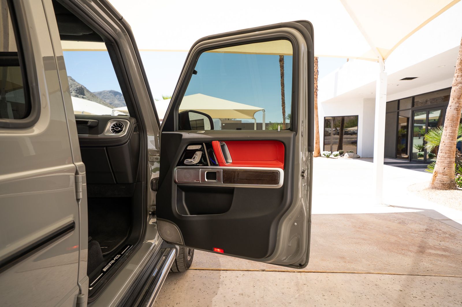 2023 Mercedes-Benz G-Class G 63 AMG® — foto completa 35 de 45