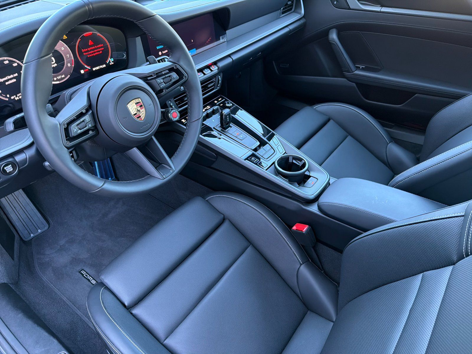 2025 Porsche 911 Carrera S — full photo 4 of 28