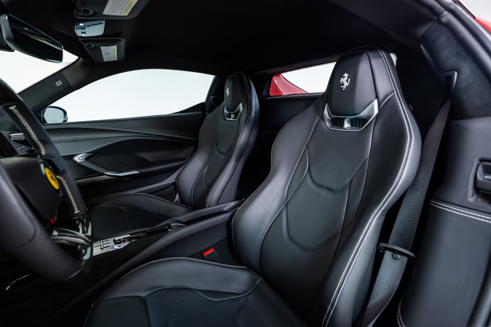 2025 Ferrari 296 GTB — foto completa 39 de 51