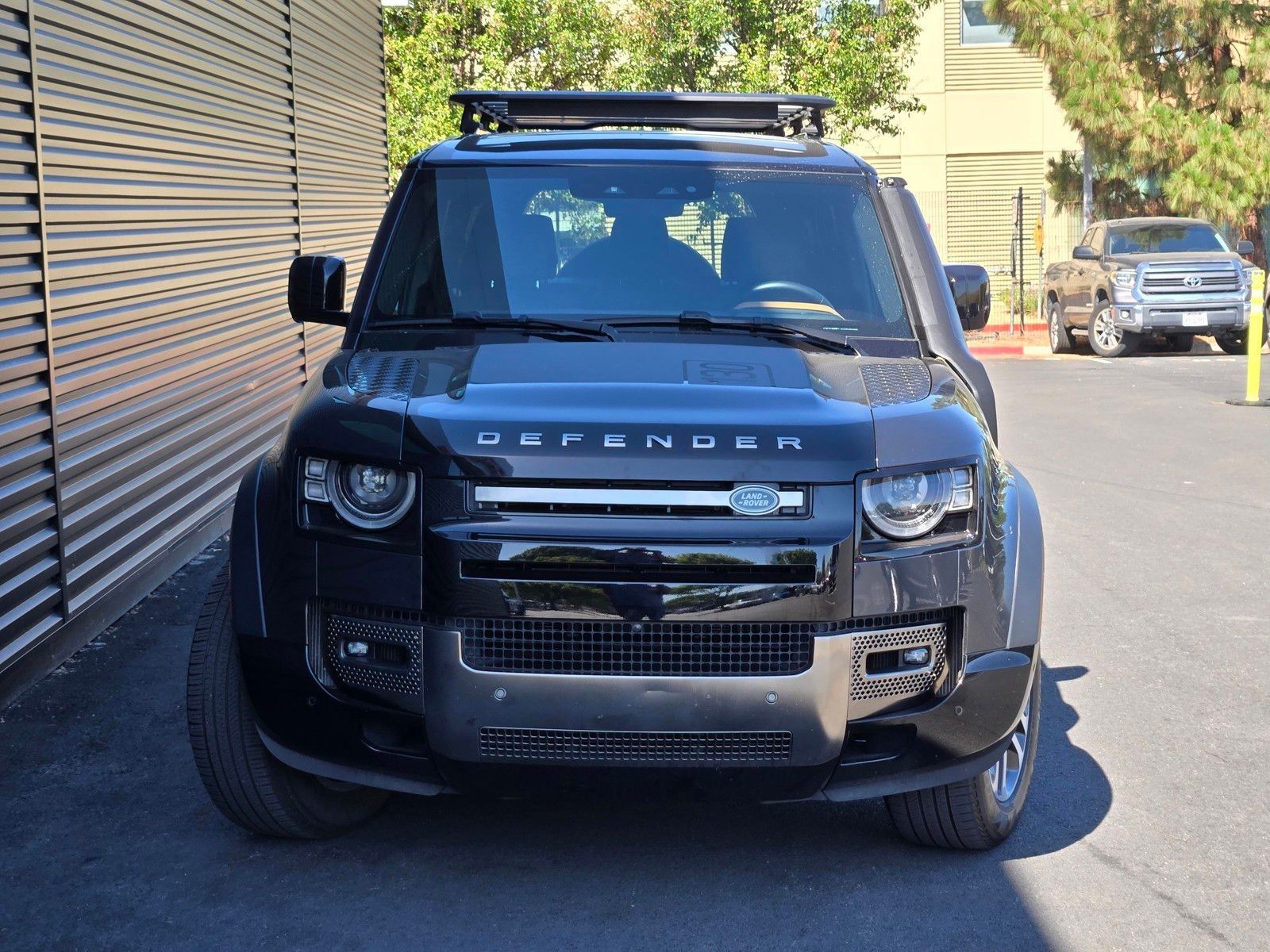 2023 Land Rover Defender 130 X — full photo 2 of 45