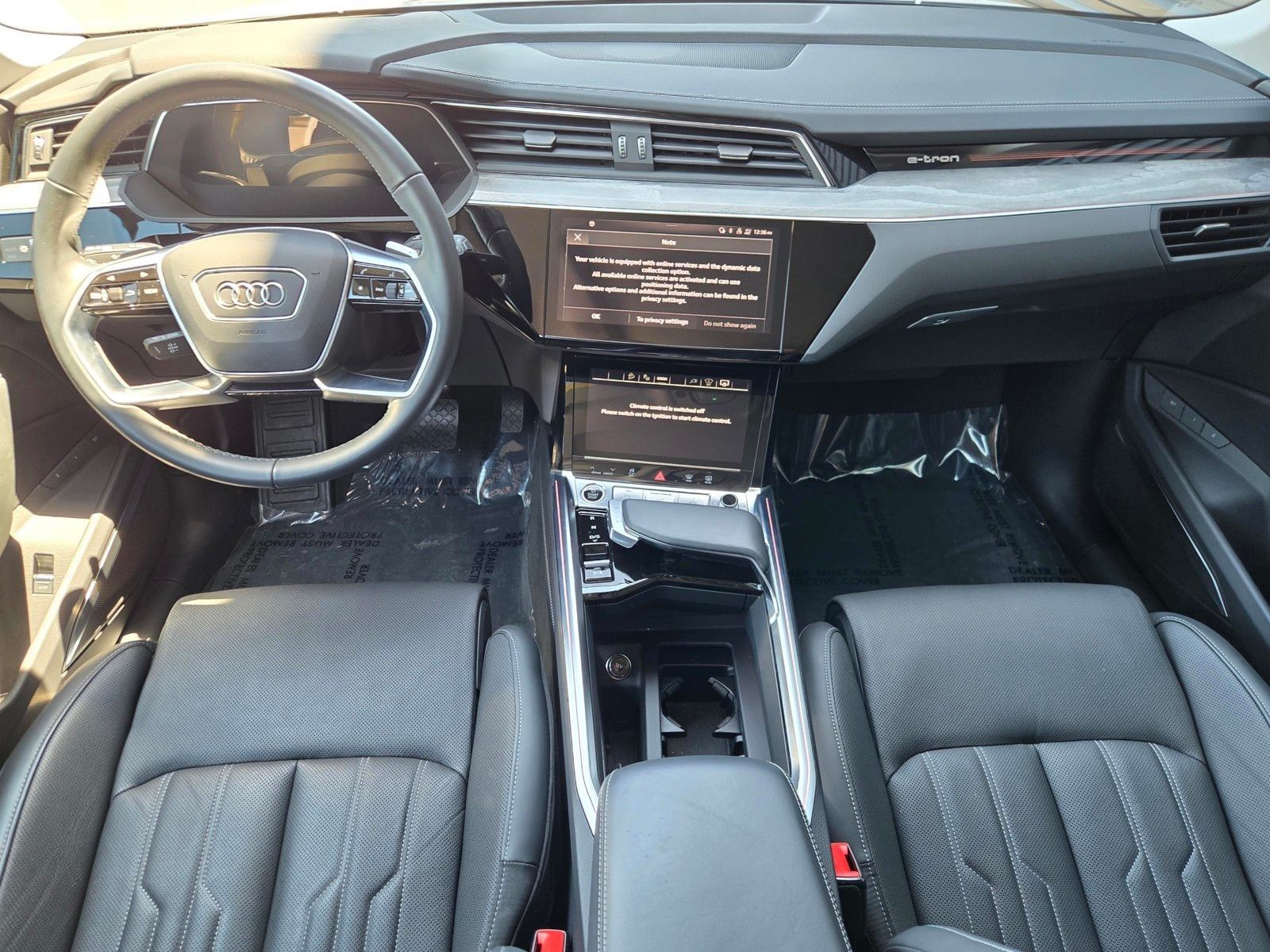 2024 Audi Q8 e-tron Prestige — foto completa 12 de 45