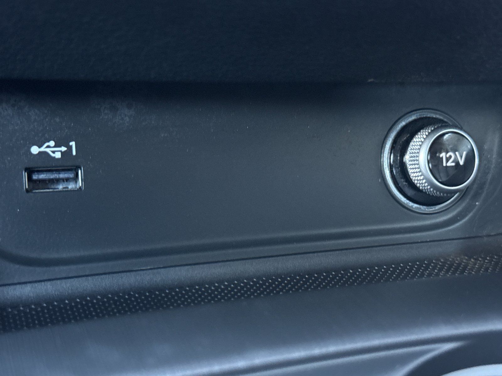2018 Audi A4 2.0T Premium — full photo 18 of 26