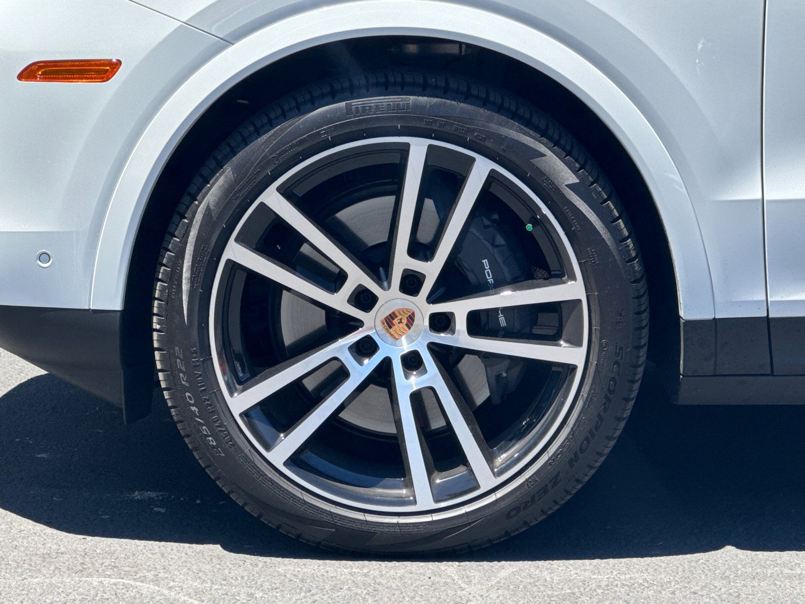 2026 Porsche Cayenne Coupe Base — foto completa 27 de 29