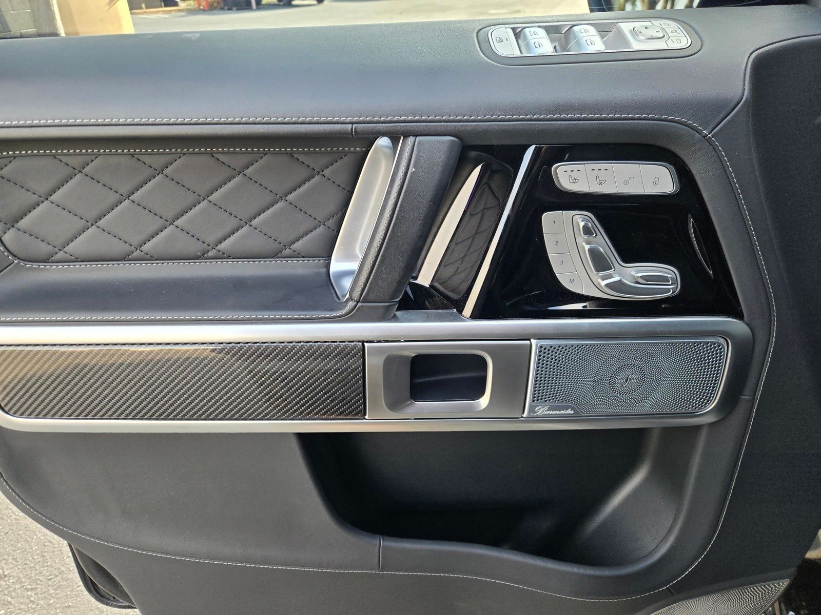 2022 Mercedes-Benz G-Class G 63 AMG® — foto completa 17 de 45