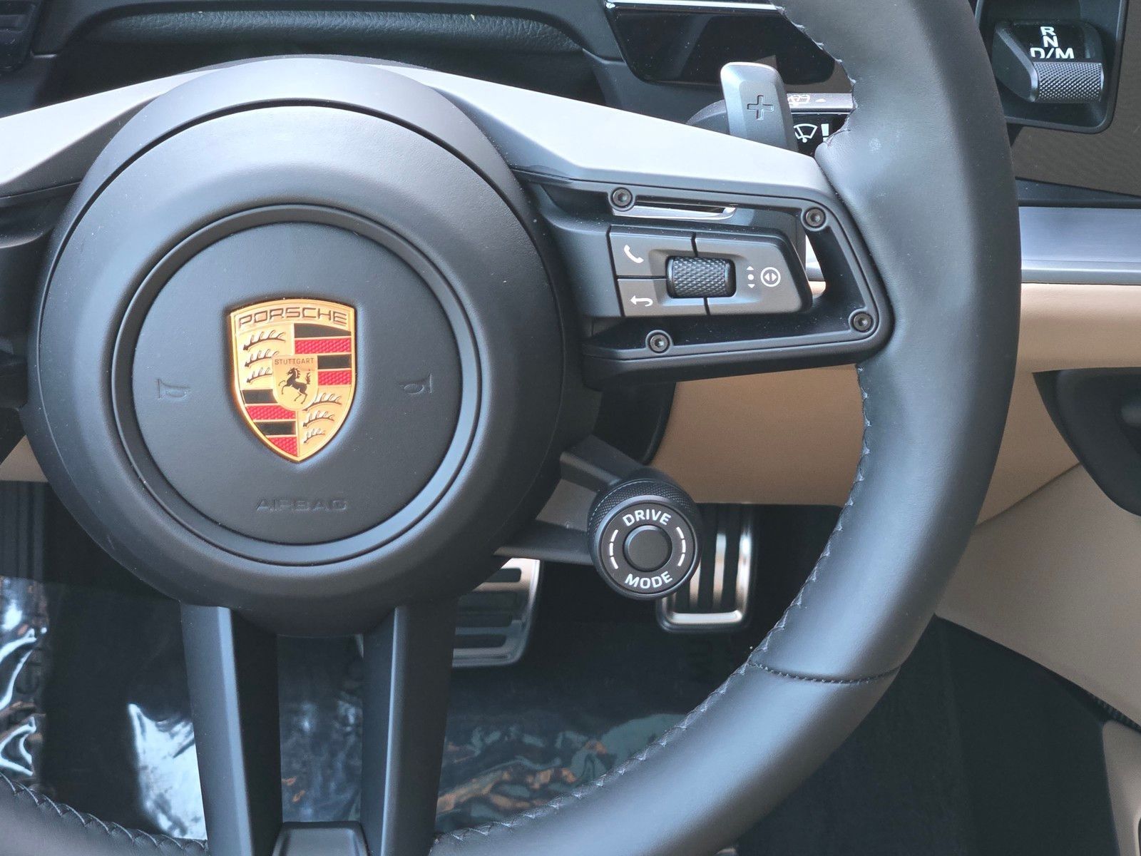 2026 Porsche Cayenne GTS — foto completa 17 de 27