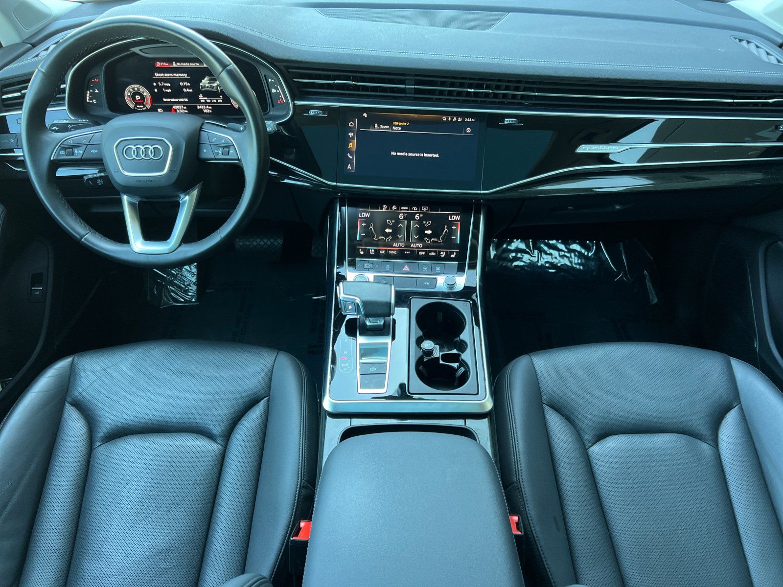 2023 Audi Q7 55 Premium Plus — full photo 13 of 30