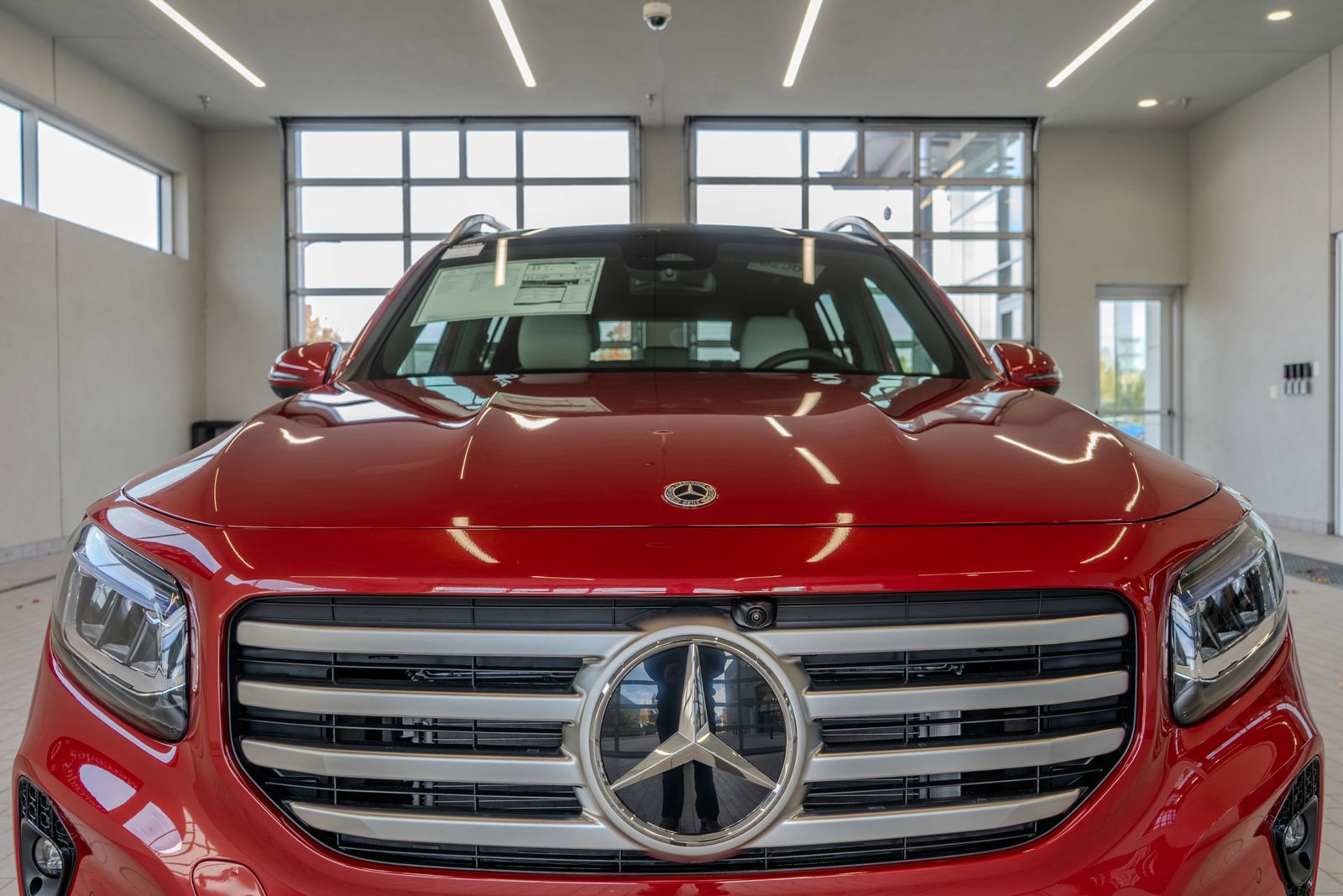 2026 Mercedes-Benz GLB GLB 250 — full photo 23 of 36